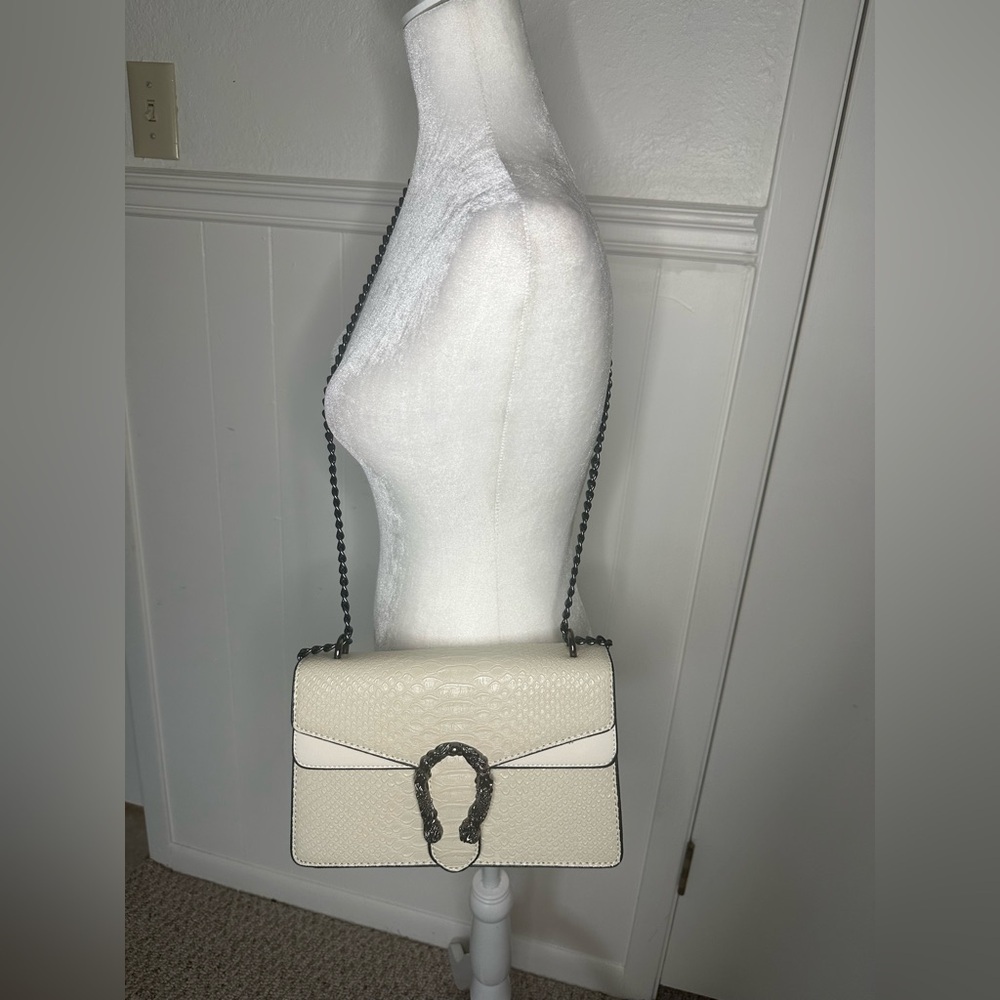 Crossbody/shoulder bag beige